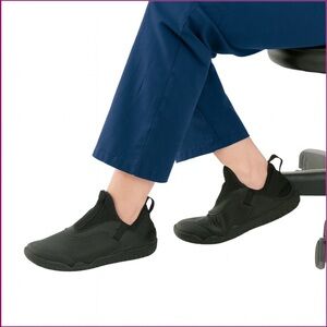 Nike Air Zoom Pulse Slip On Medical Nursing Shoes Men's Size 7.5 / Women's 9.5